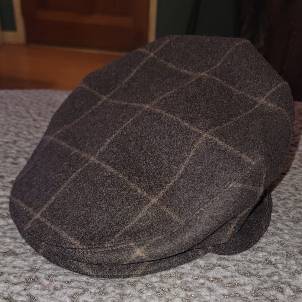 Bailey of Hollywood Newsboy Hat. Large. Brown Plaid Dressy Hat. Wool, Cashmere